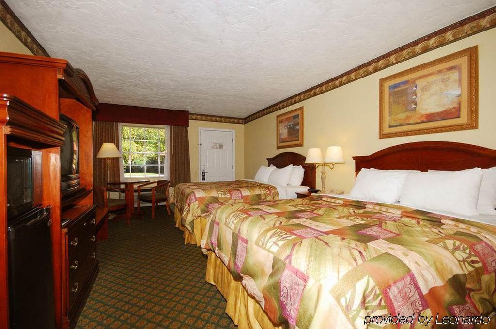 Baymont By Wyndham Lake City Kamer foto