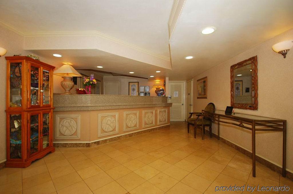 Baymont By Wyndham Lake City Interieur foto